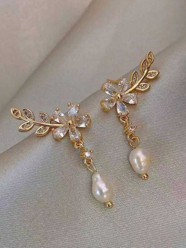 Crystal Flower Pearl Earrings - Image 3