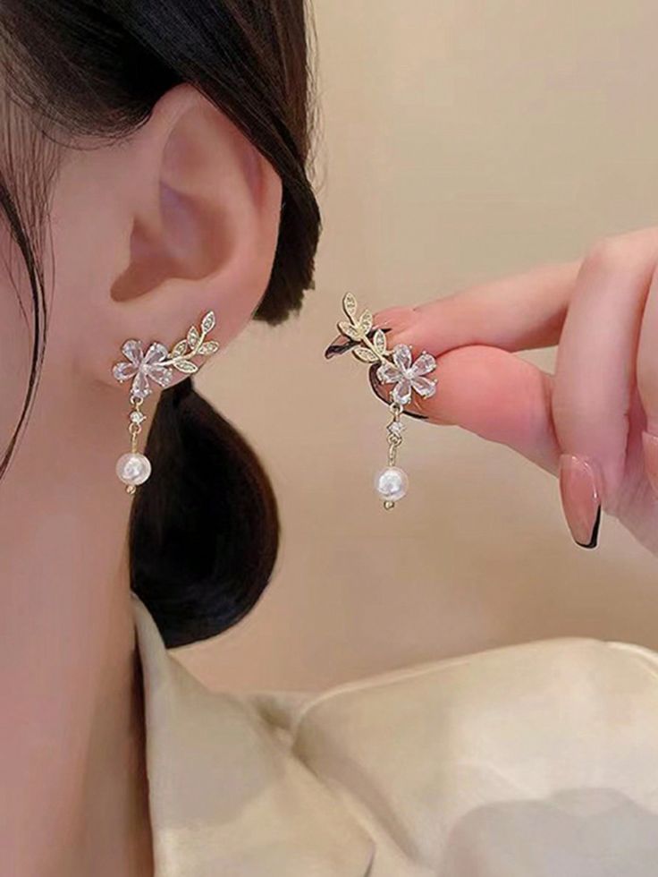 Aesthetic Minimalist Hoops