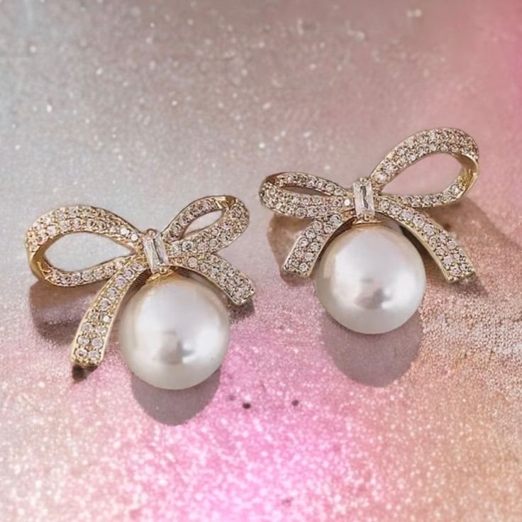 Romantic Bow Pearl Earrings - Image 3